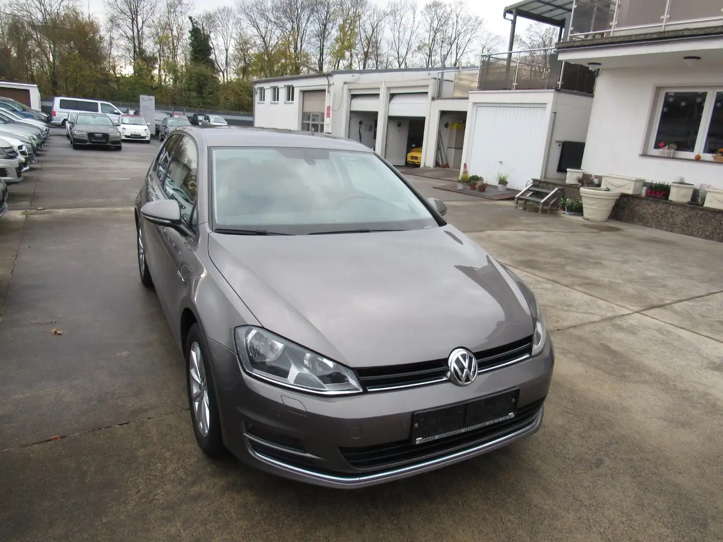 Volkswagen Golf VII Lim. Lounge,AUTOMATIK,ALU,SITZHEIZUNG. Gris - 1