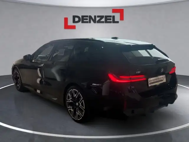 BMW i5 eDrive40 Touring Ansicht 3