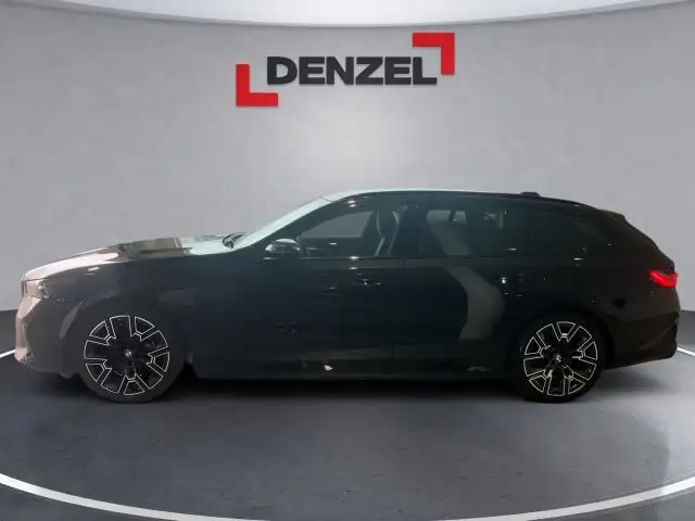 BMW i5 eDrive40 Touring Ansicht 2