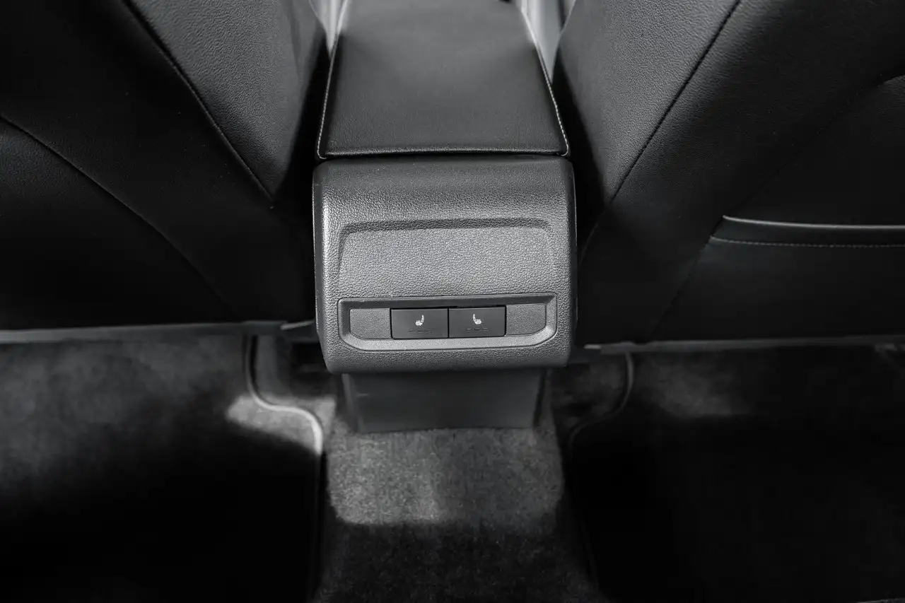 Volkswagen Jetta снимка Volkswagen Jetta