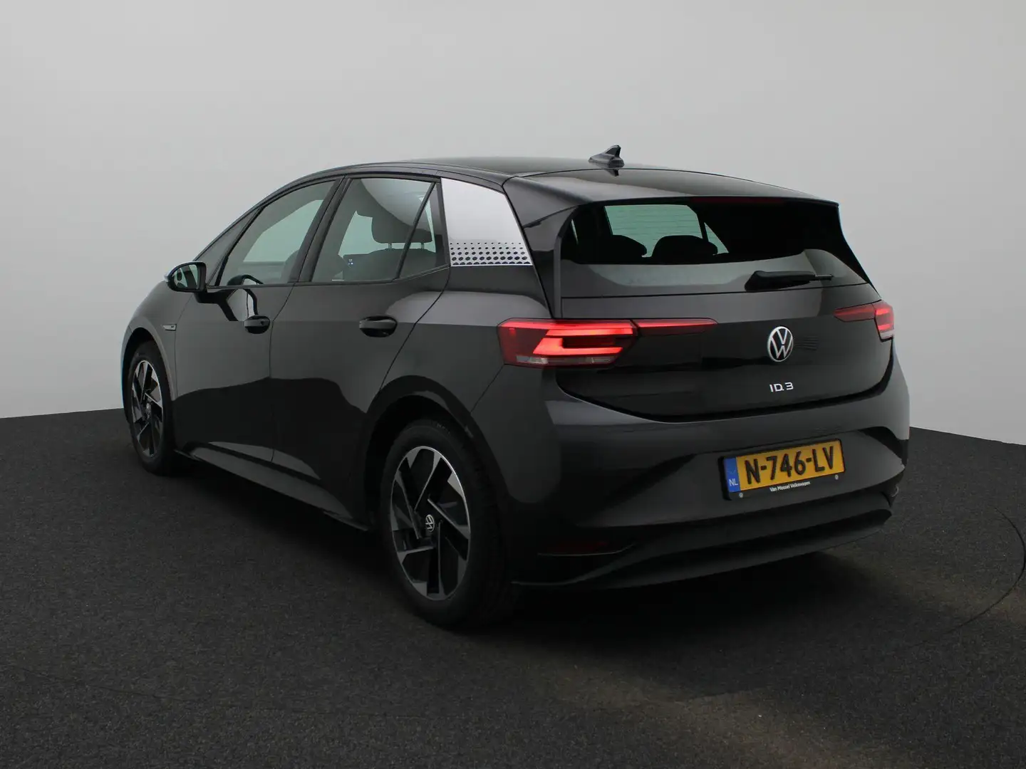 Volkswagen ID.3 First 58 kWh | Stoelverwarming | Navigatie | Clima Gris - 2