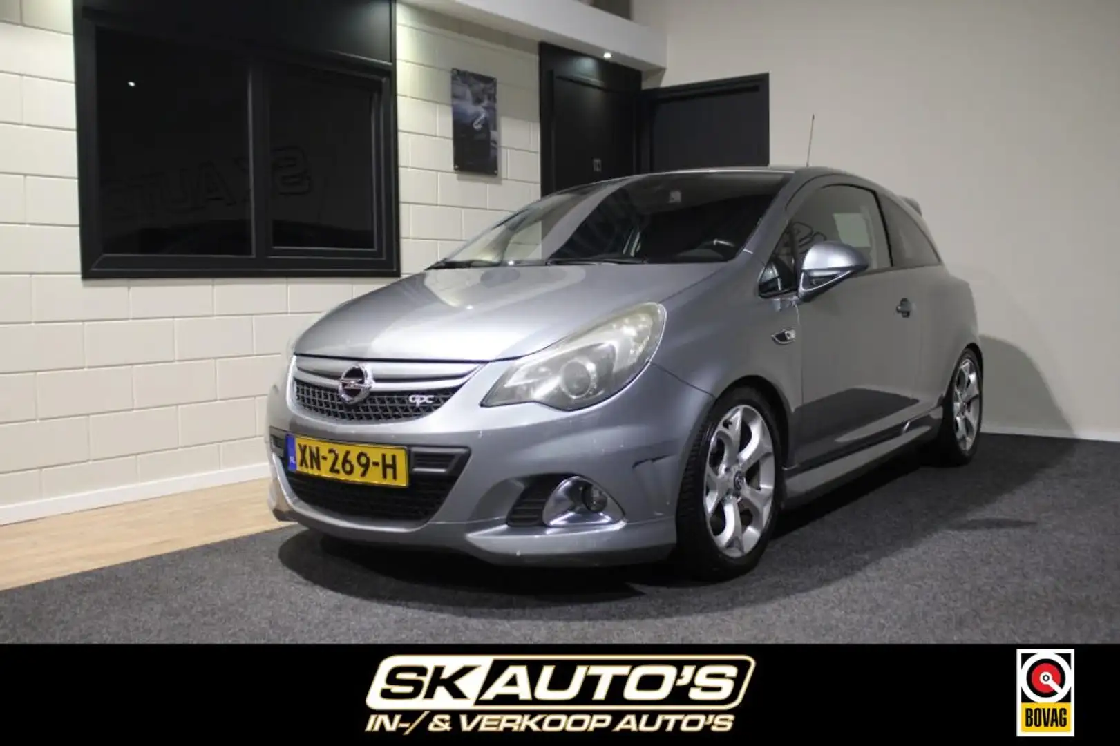 Opel Corsa 1.6-16V TURBO OPC SCHAALSTOELEN CLIMA PDC CRUISE A Grau - 1