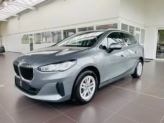 BMW 225 xeA PHEV ** GARANTIE + LED + GPS ***