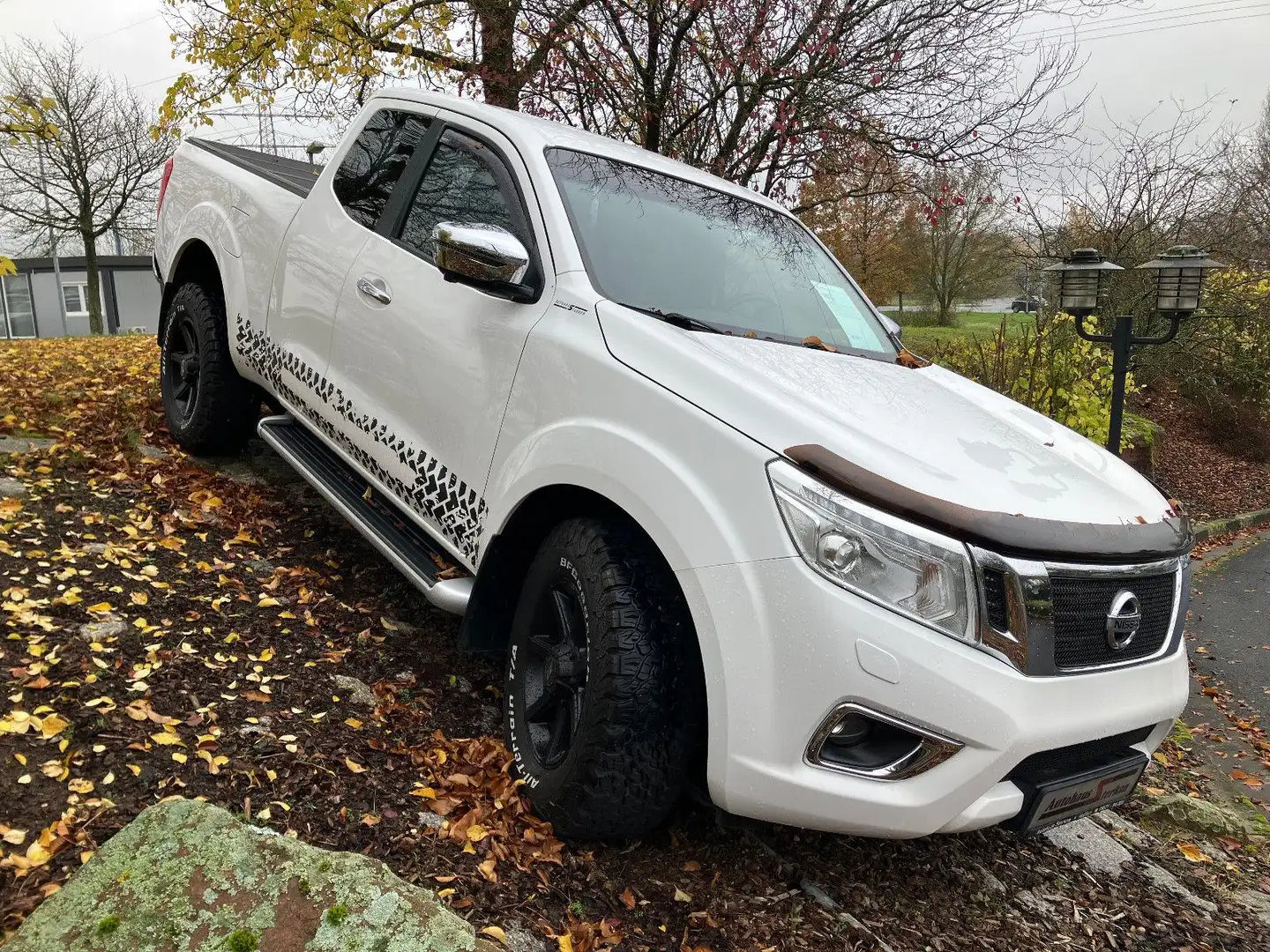Nissan Navara King Cab 4x4 "Wohnkabinenvorbereitet" Weiß - 1