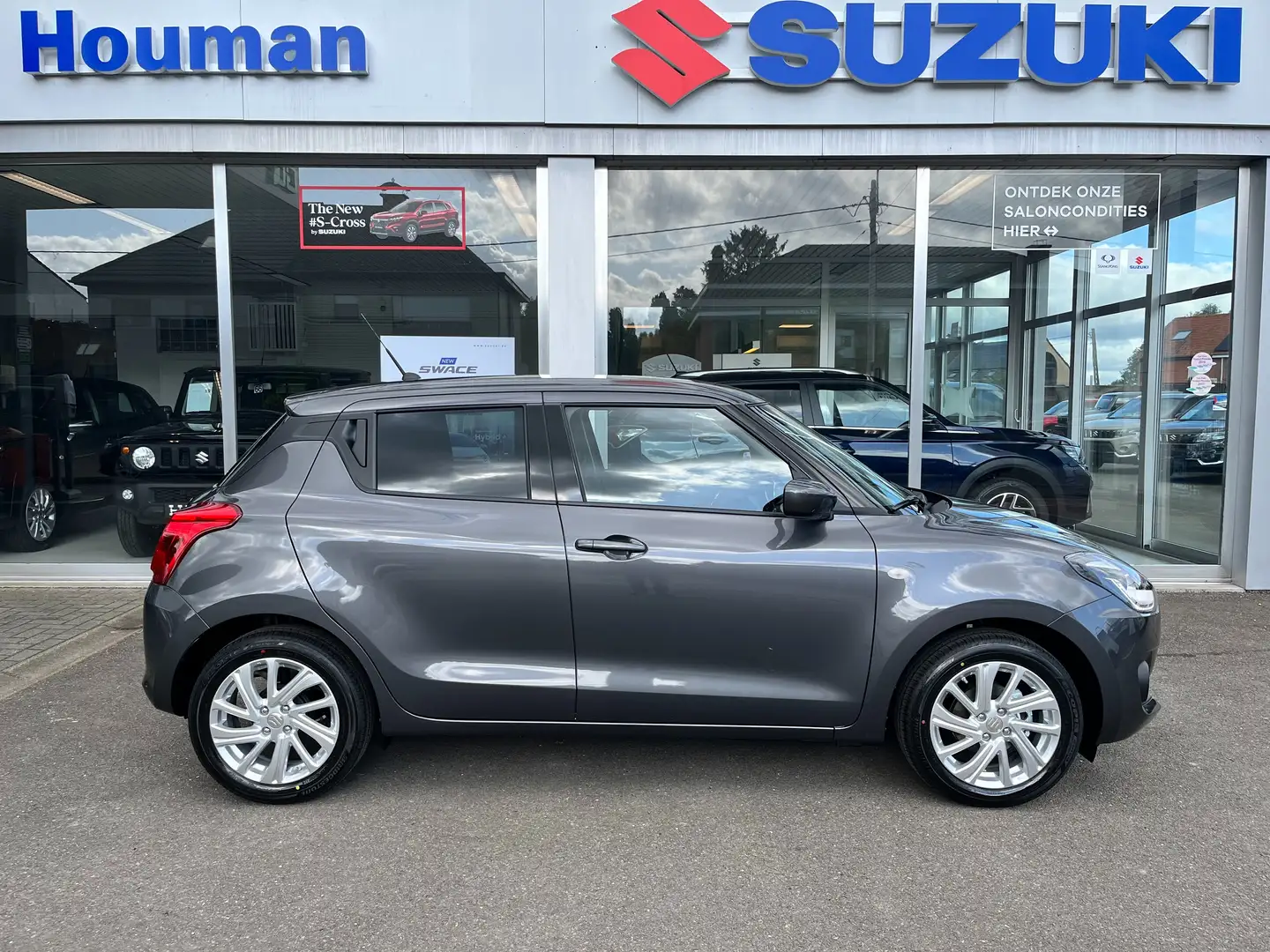 Suzuki Swift 1.2i SHVS GL+ 12V "Navi - Cruise - LED - NIEUW" Grijs - 2