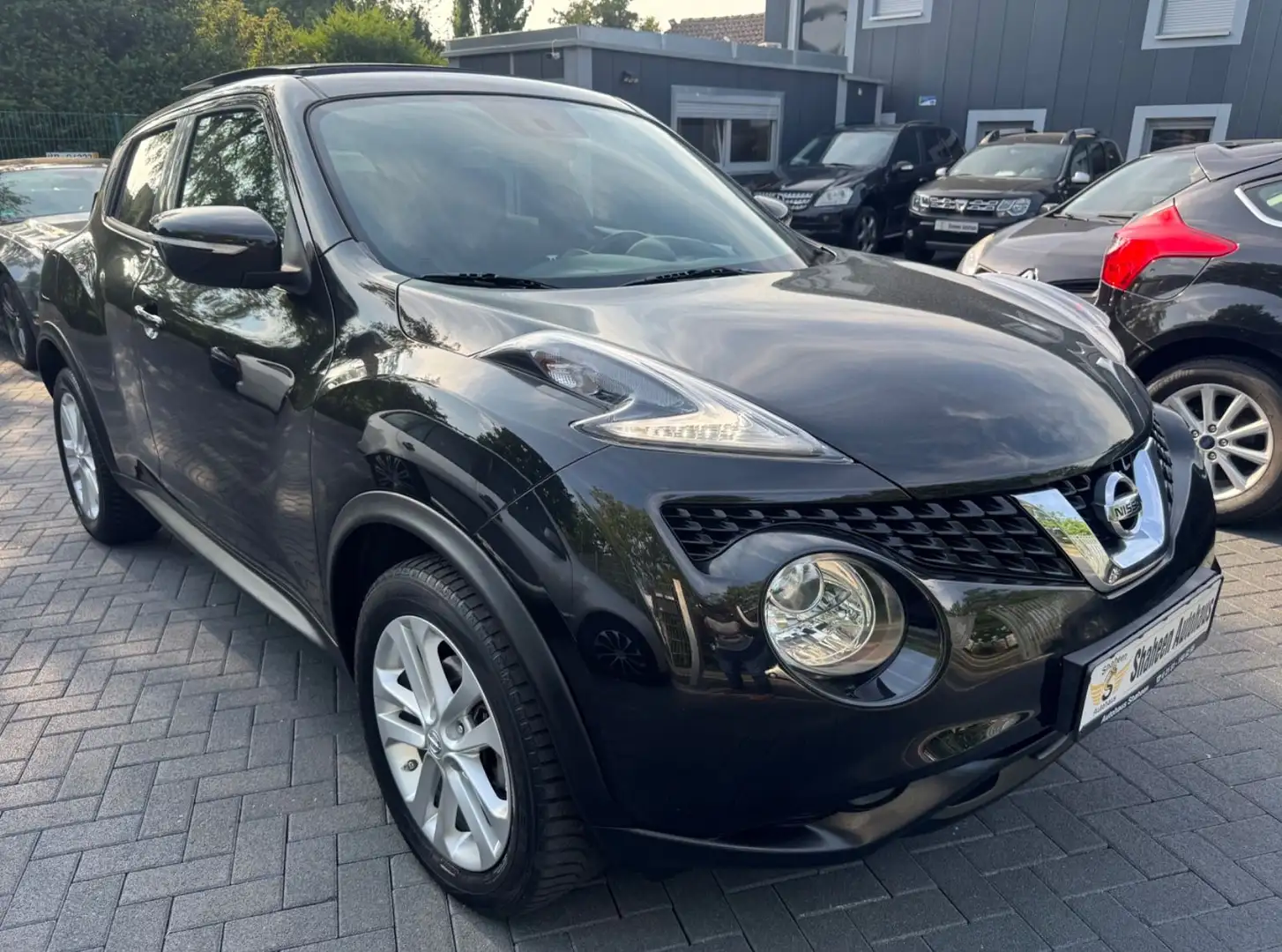 Nissan Juke Acenta Zwart - 1