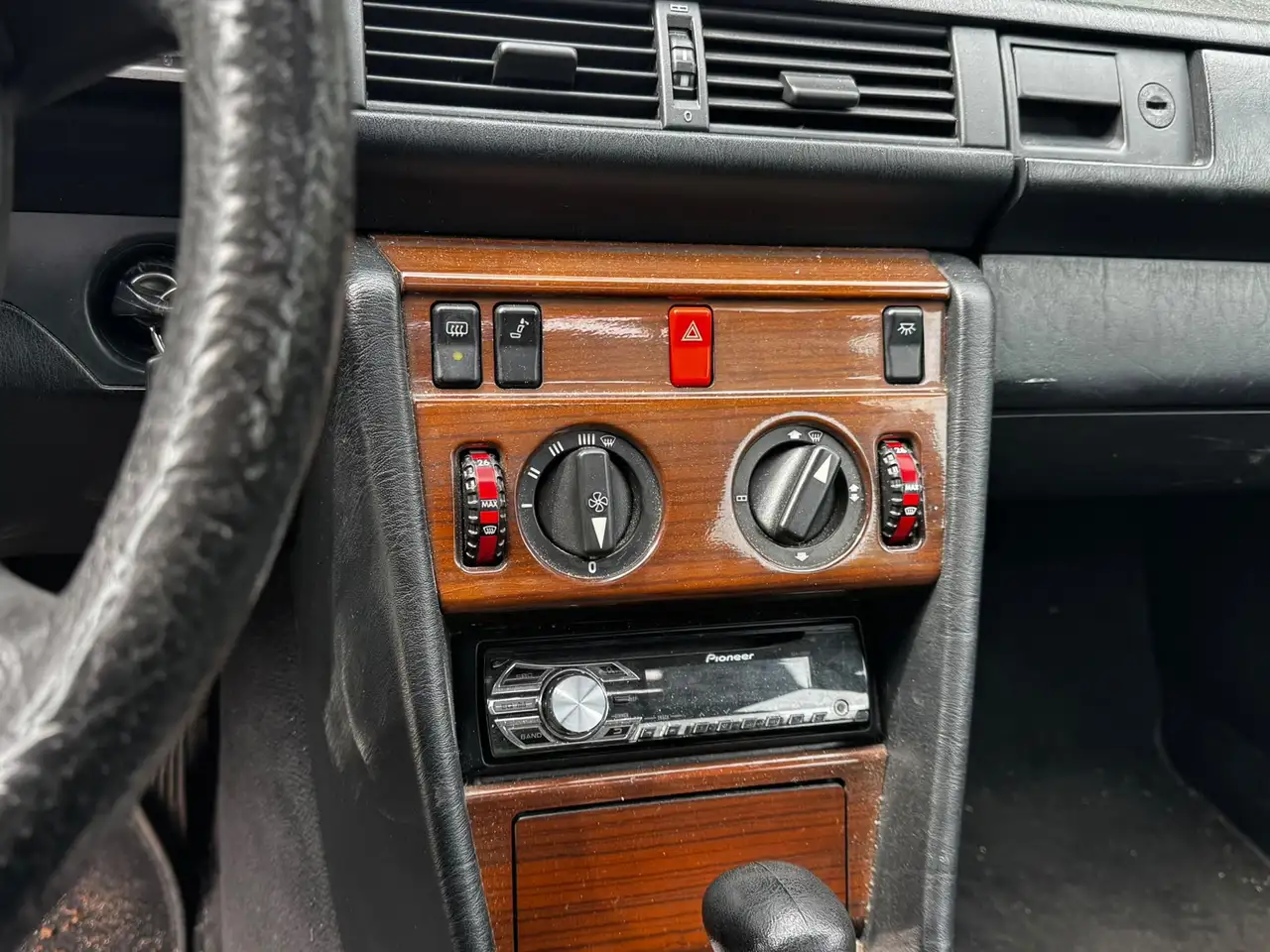Mercedes-Benz 500 200-500 (W124) 260 E 6CILINDER, foto 12