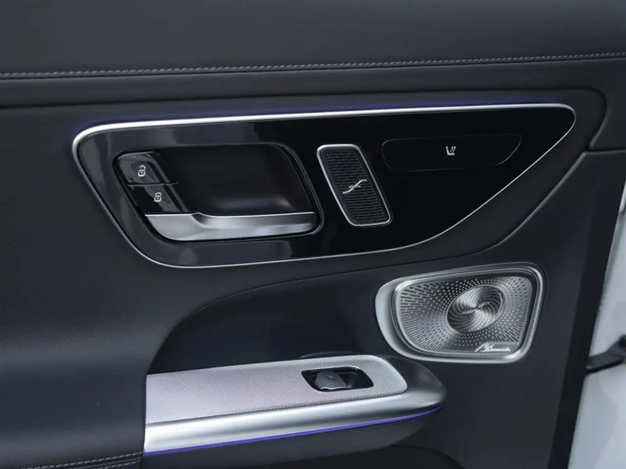 Mercedes-Benz GLC photo Mercedes-Benz GLC