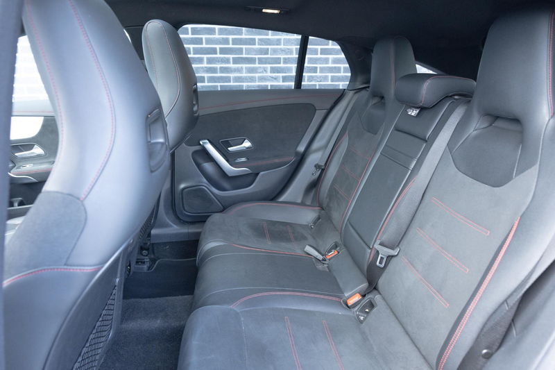 Mercedes-Benz CLA 250 Shooting Brake e Business Solution AMG Limited | P — photo 12