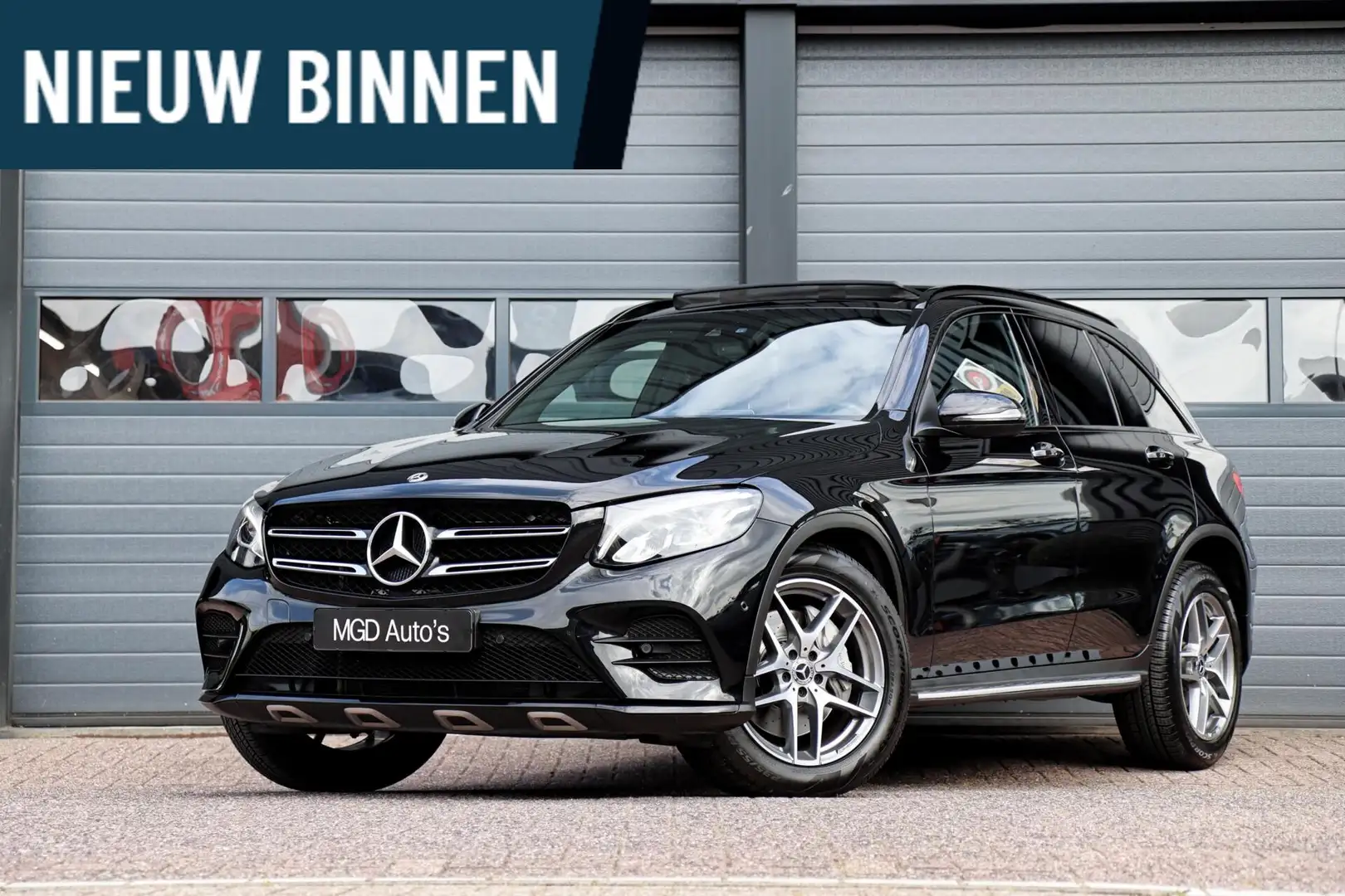 Mercedes-Benz GLC 250 4MATIC AMG-Pakket /LED/PANODAK/LUCHTVERING/CAMERA/ Noir - 1