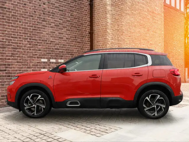 Citroen C5 Aircross view 3
