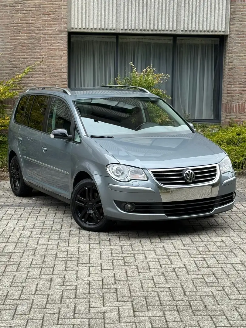 Volkswagen Touran VW Touran 1.4TSI Essence 7 Places CarPlay UINTED Grijs - 2