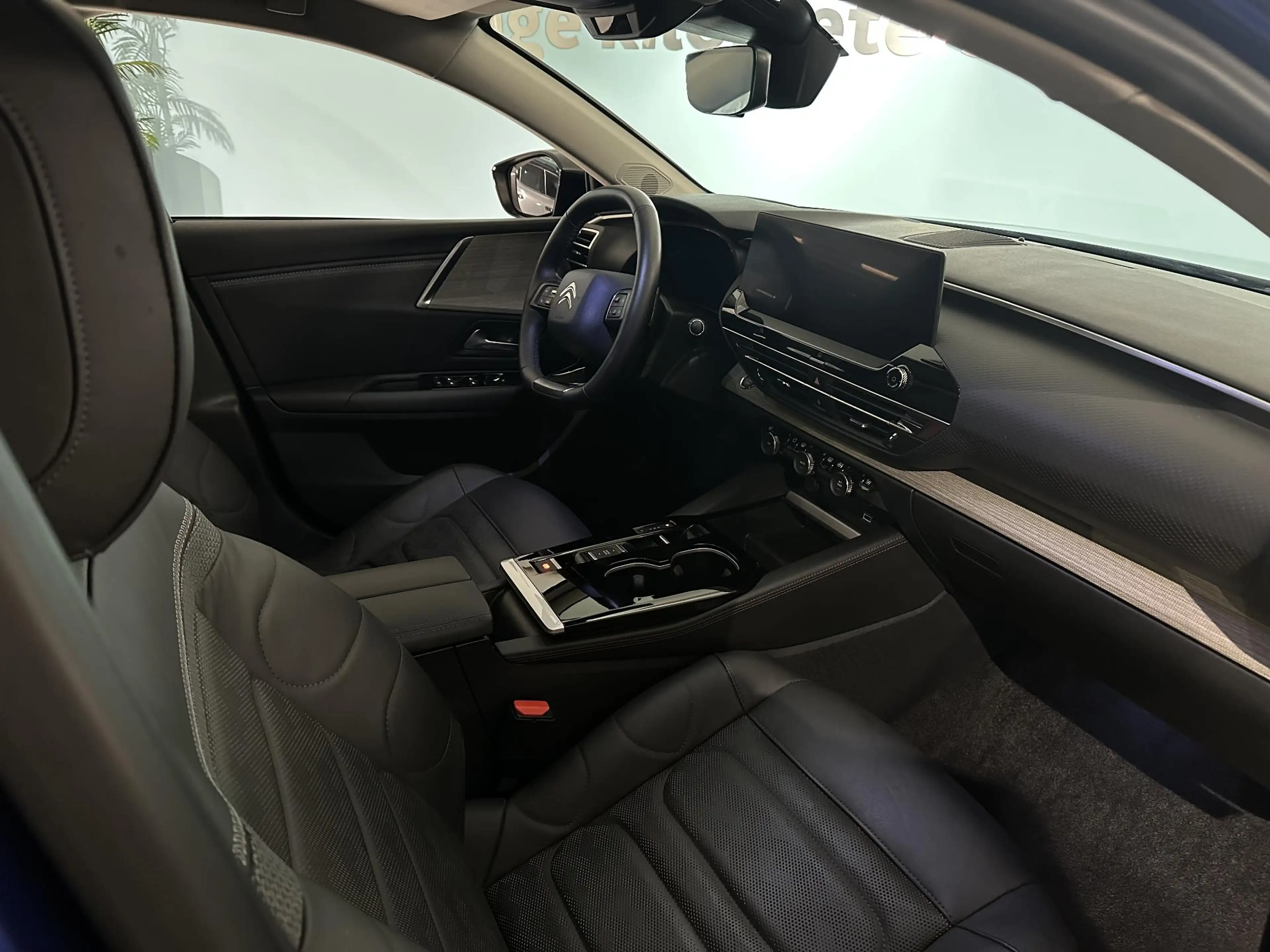Citroen C4 X 1.2 Puretech 100 You | Parkeersensoren |  Apple Ca — photo 9