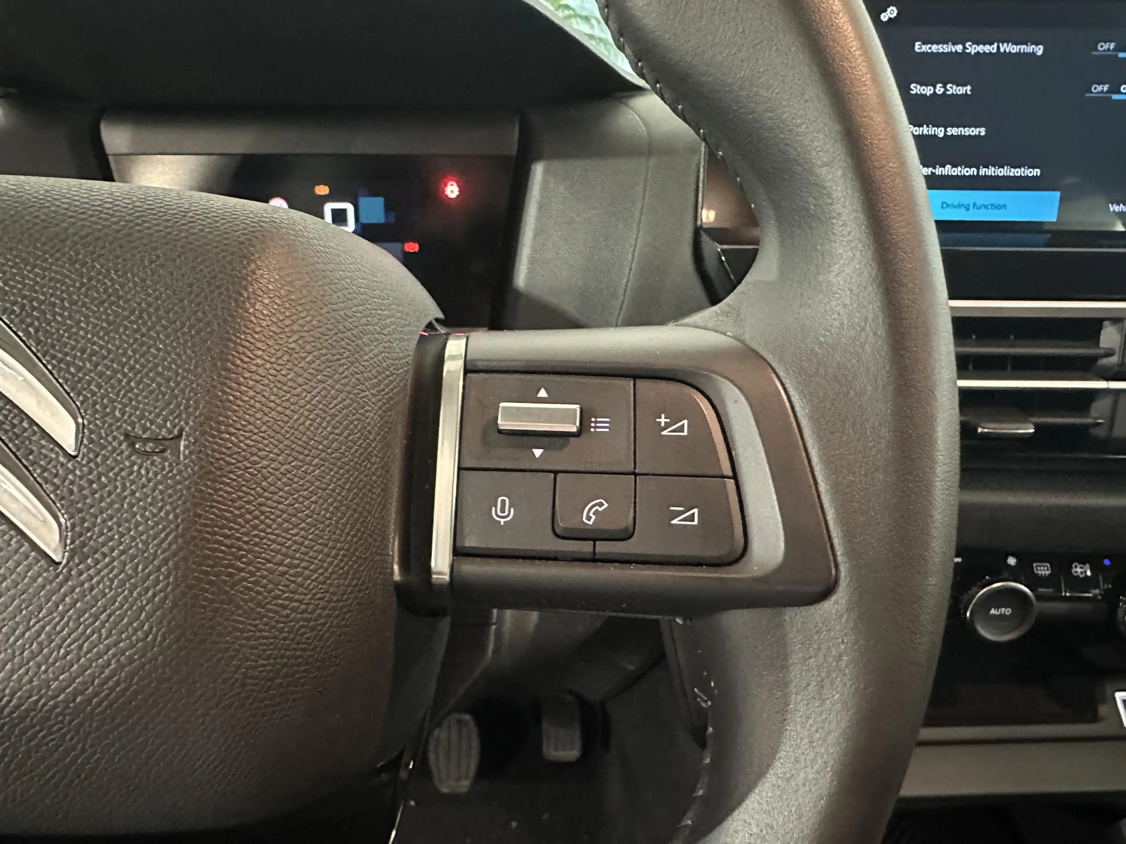 Citroen C4 X 1.2 Puretech 100 You | Parkeersensoren |  Apple Ca — photo 13