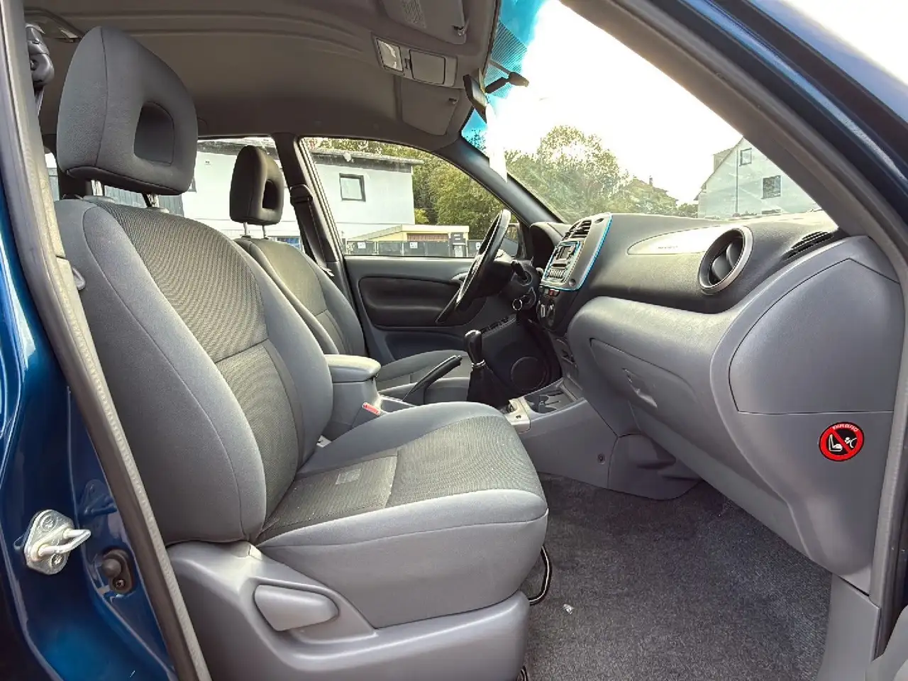 Toyota RAV4 2.0 4x4 | Klima | Dachreling | Alufelgen, foto 11