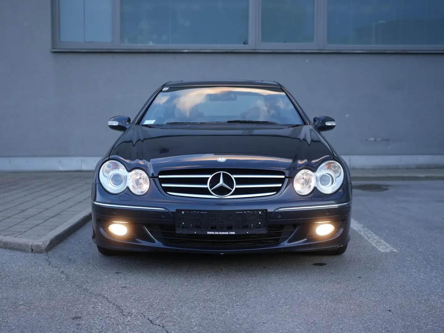Mercedes-Benz CLK 320 CLK 320 Avantgarde Sport CDI Aut. Avantgarde Sport Schwarz - 2
