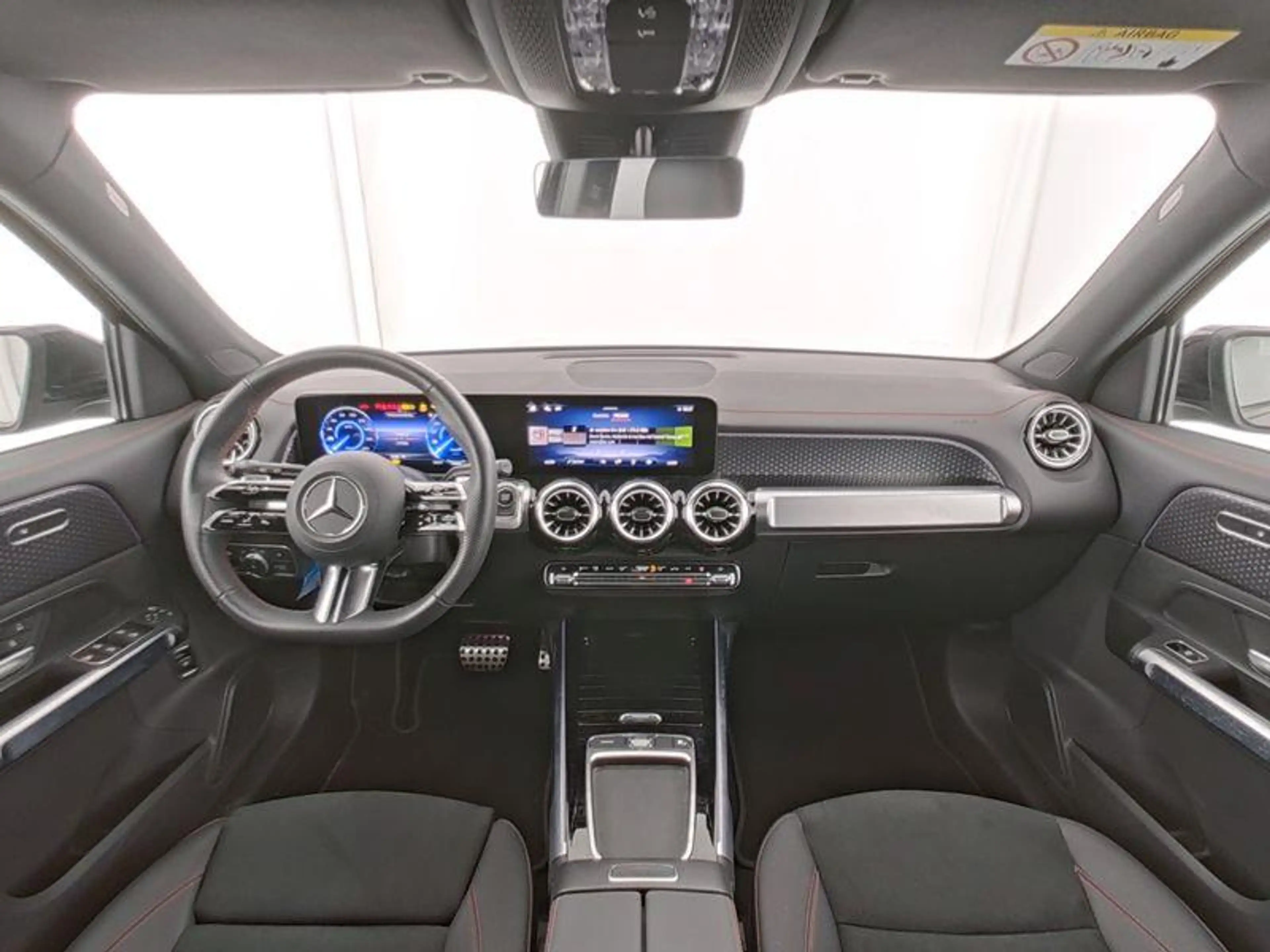 Mercedes-Benz EQB 250 250+ AMG Line 71 kWh / Night/ 360 camera/ Winter P — photo 5