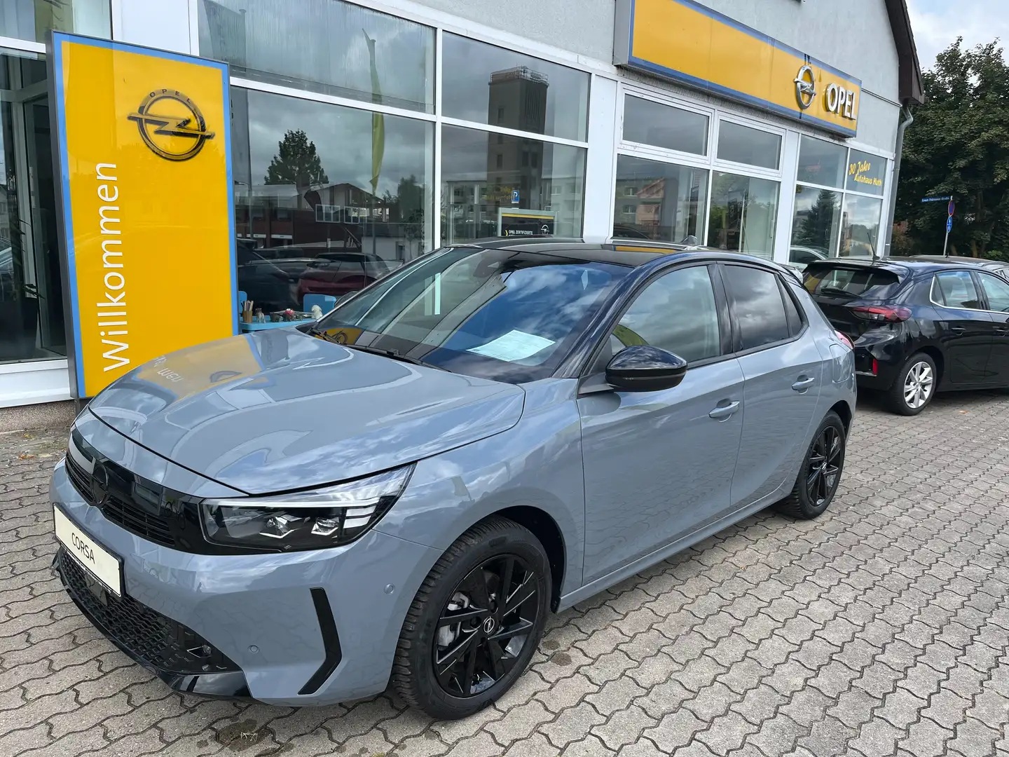 Opel Corsa GS Grau - 2