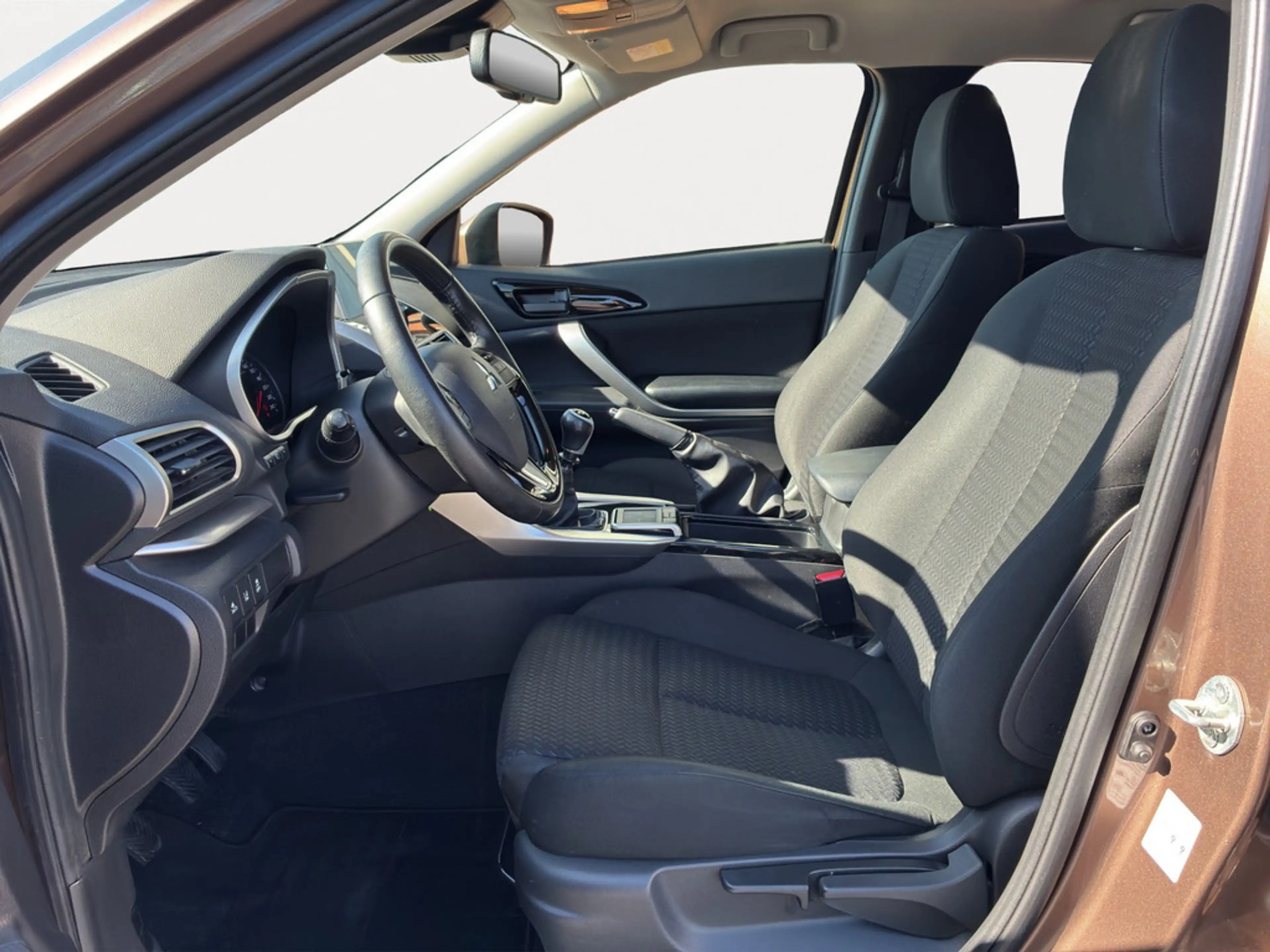 Mitsubishi Eclipse Cross 1.5 Diamant Edition 2WD | DAB | SH — photo 7