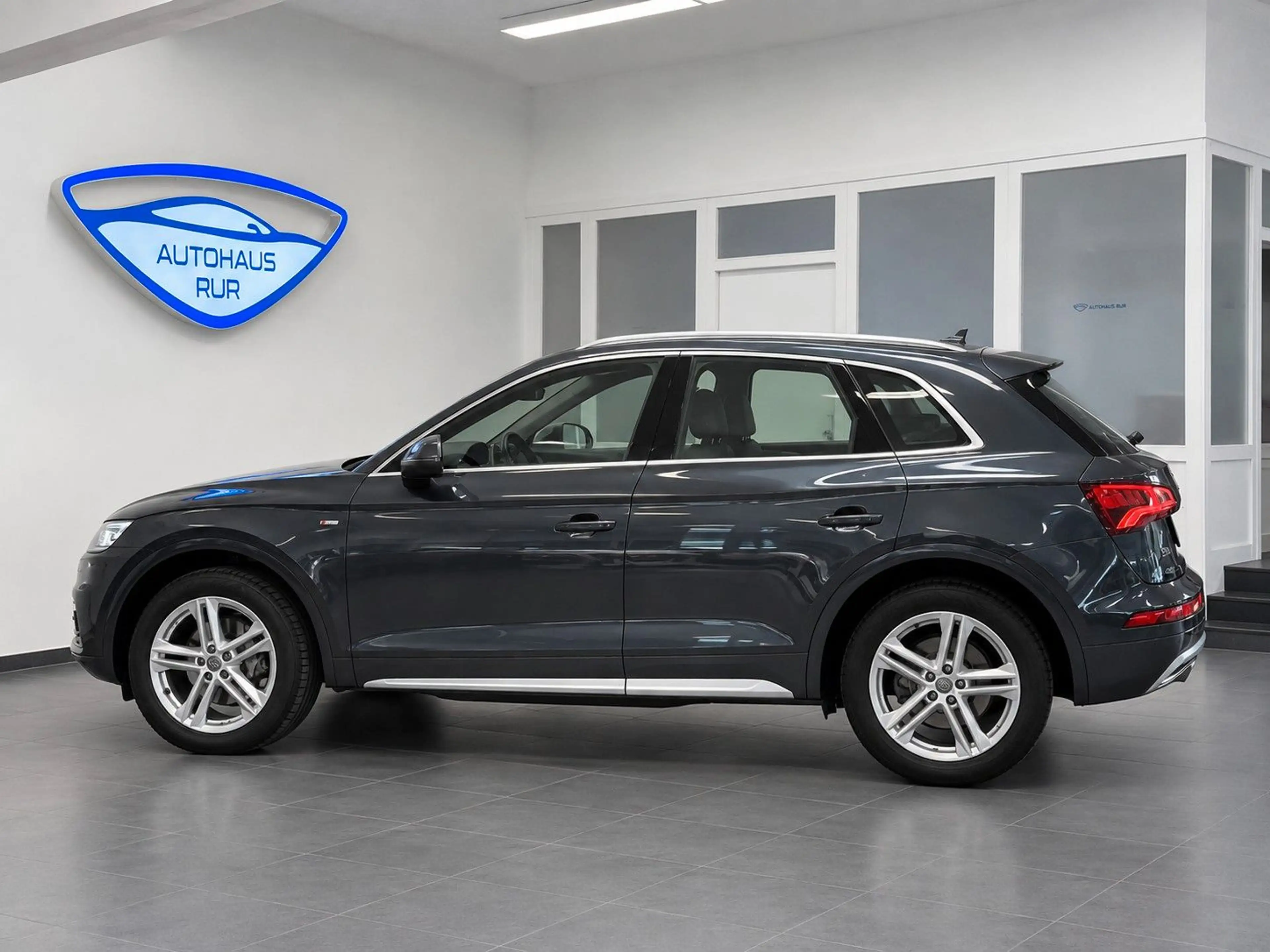 Audi Q5 quattro sport / 3x S-Line /  CARPLAY /ANDROID — photo 2