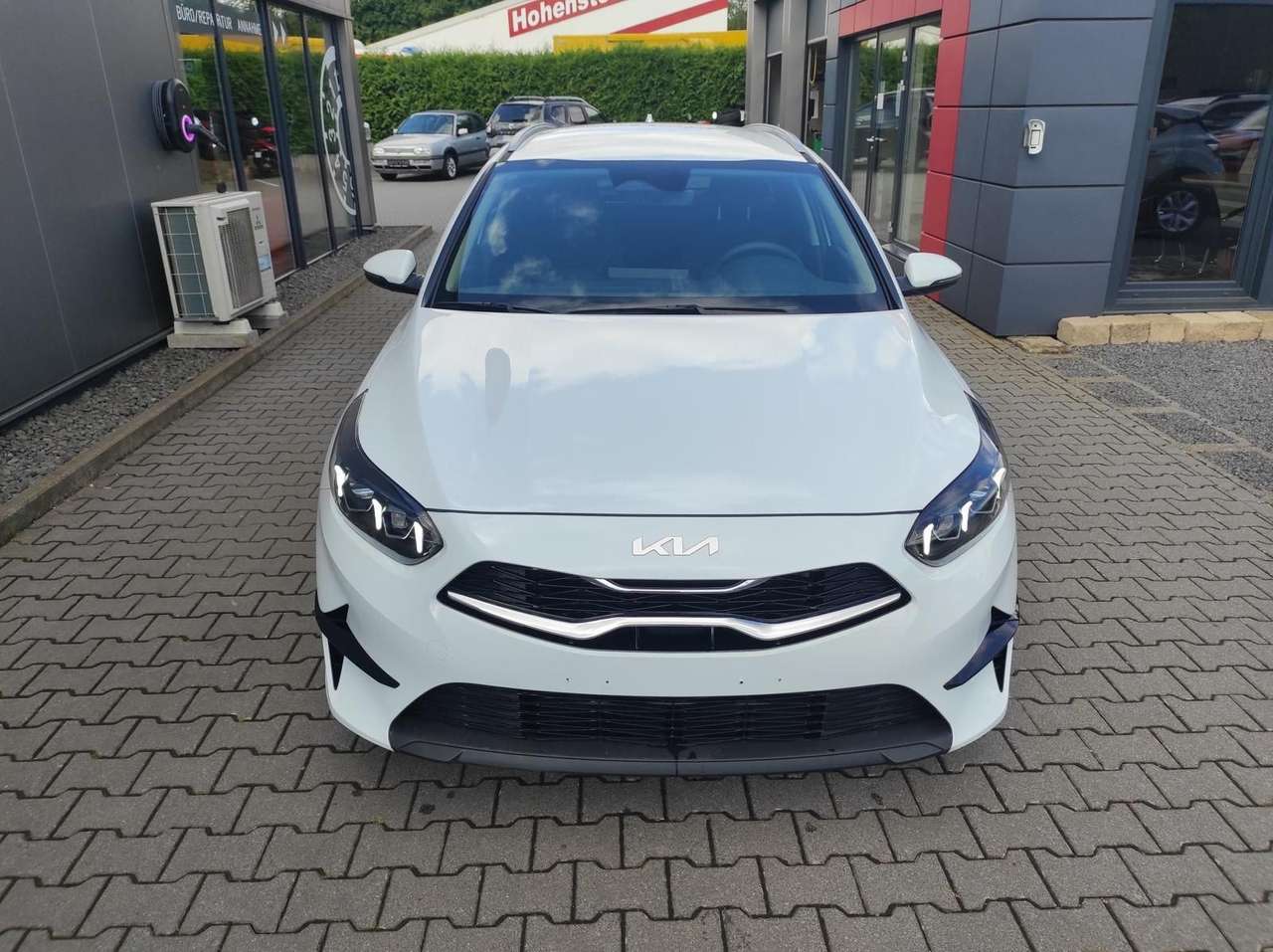 Kia-Ceed SW / cee'd SW-Ceed SW AT Top*VollLED*Navi*Shzg*PDC*Cam*16Zoll