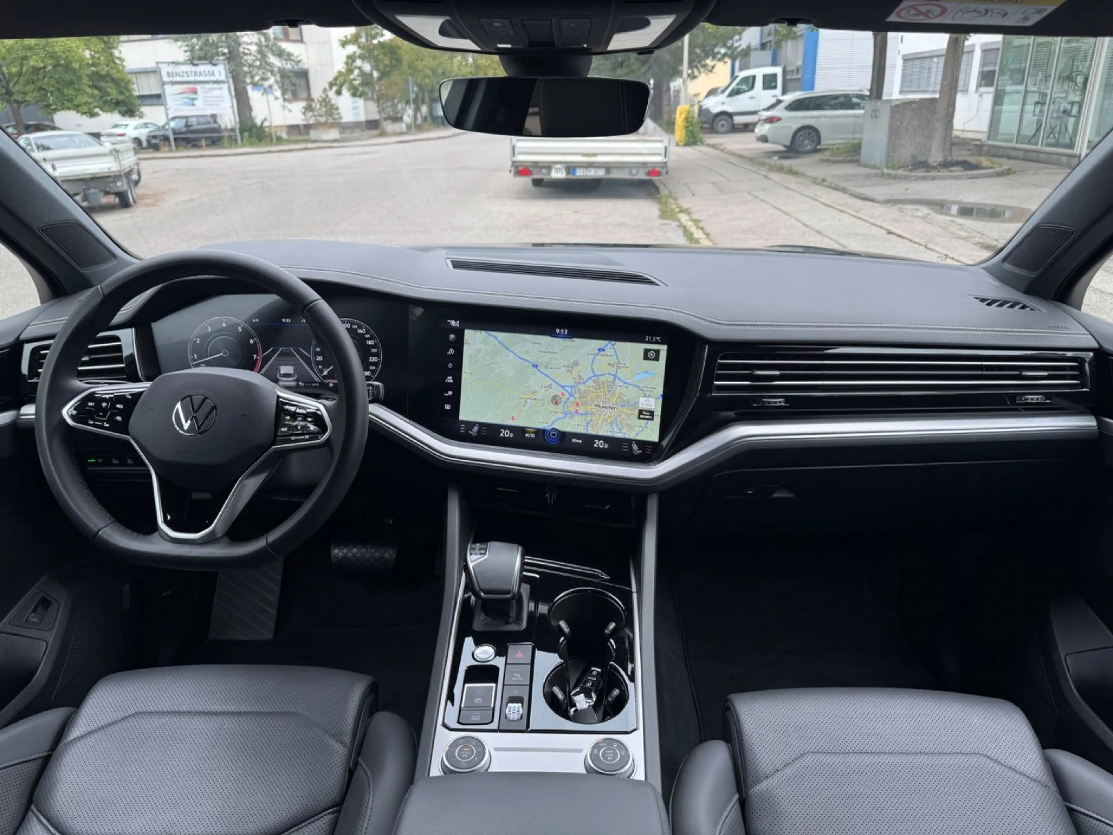 Volkswagen Touareg 3.0TSI/4M/Luft/Inno/Fahr-Ass+/360°/20" — photo 2