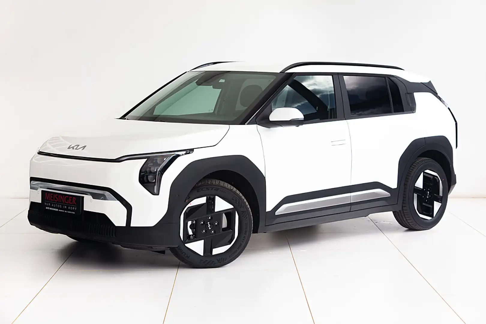 Kia EV3 FWD 81,4kWh Long Range Earth plus Weiß - 1