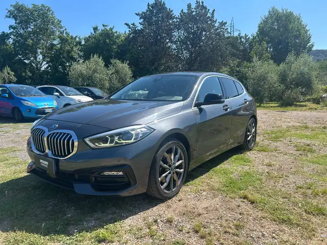 BMW 118 Serie 1 F40 118i Sport 136cv auto