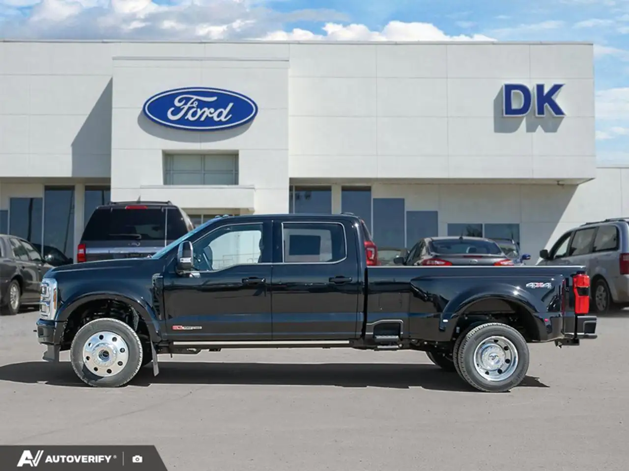 Ford F-450 Super Duty снимка Ford F-450 Super Duty