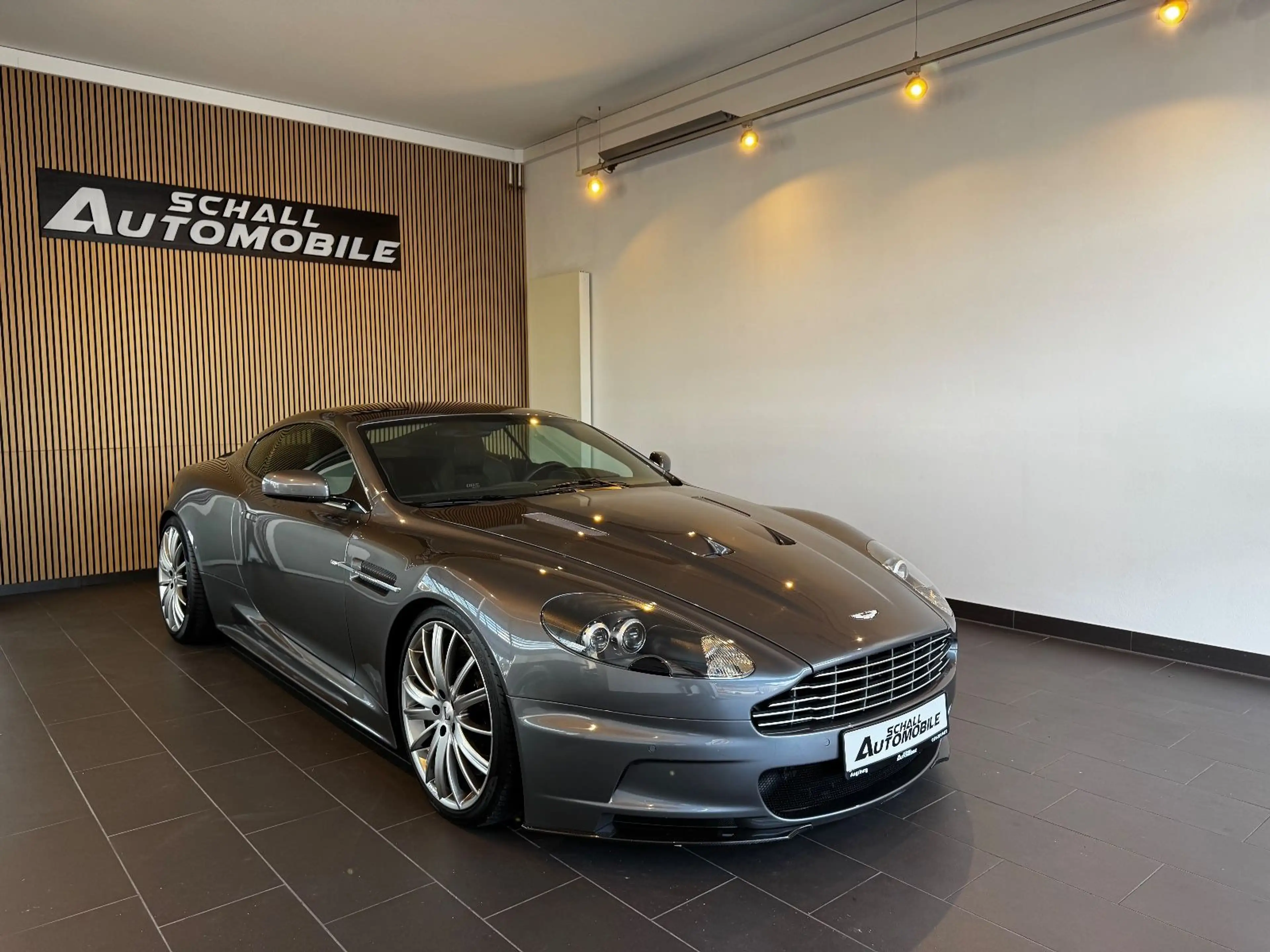 Aston Martin DBS 6.0 V12 Loder 1899/NAVI/CARBON/PDC/XENON — photo 3