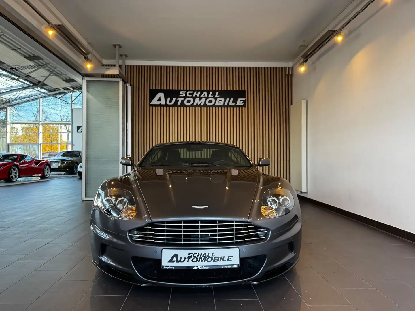 Aston Martin DBS 6.0 V12 Loder 1899/NAVI/CARBON/PDC/XENON Grau - 2