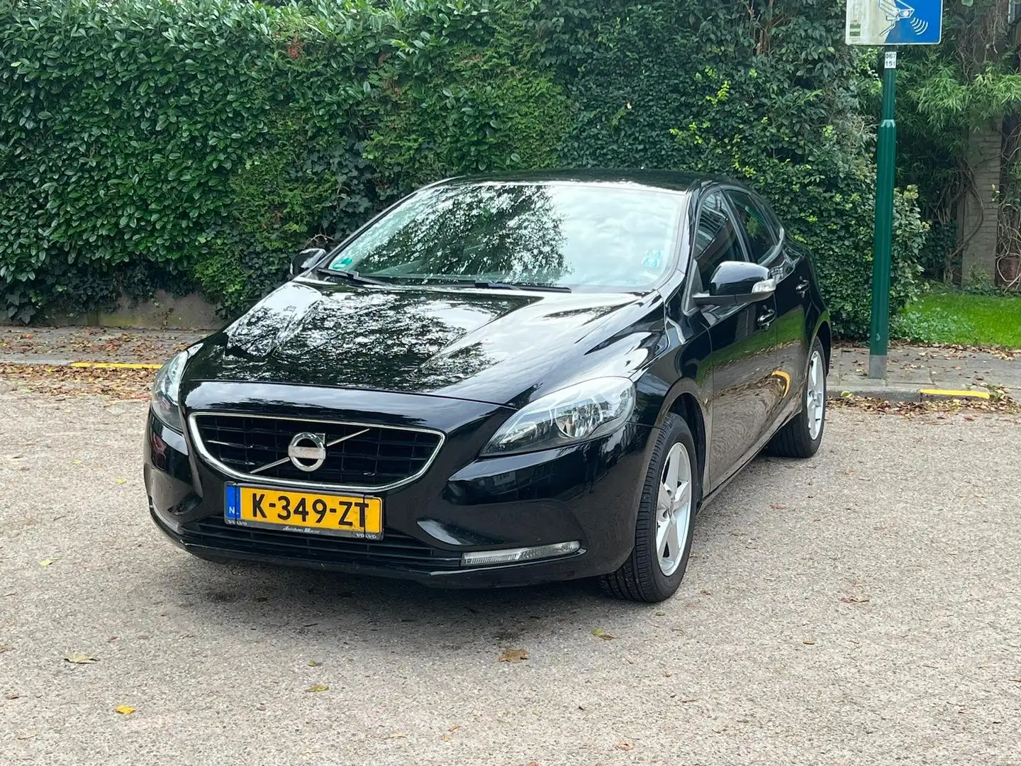 Volvo V40 V40 1.6 T2 Summum Zwart - 2