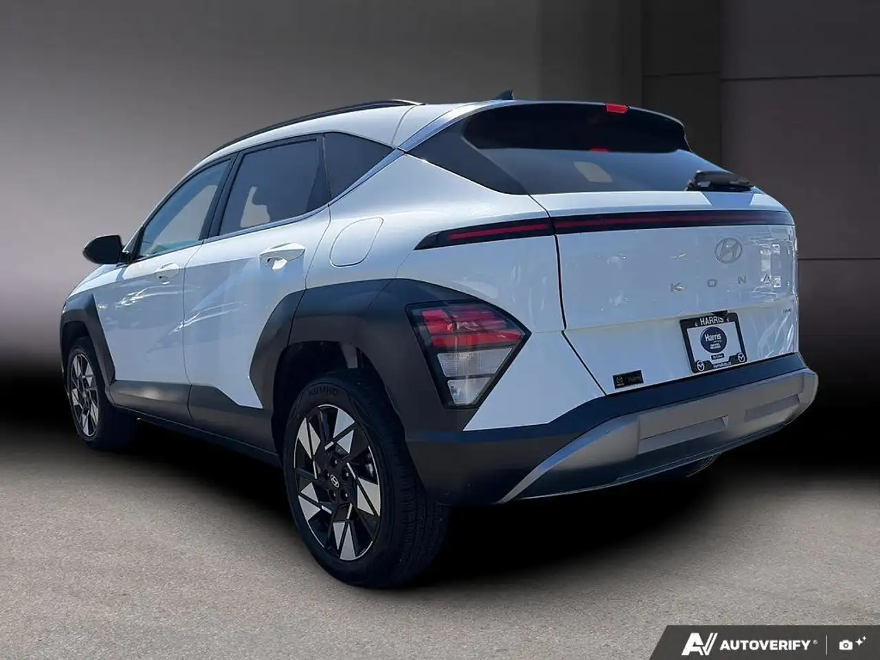 Hyundai KONA снимка Hyundai KONA