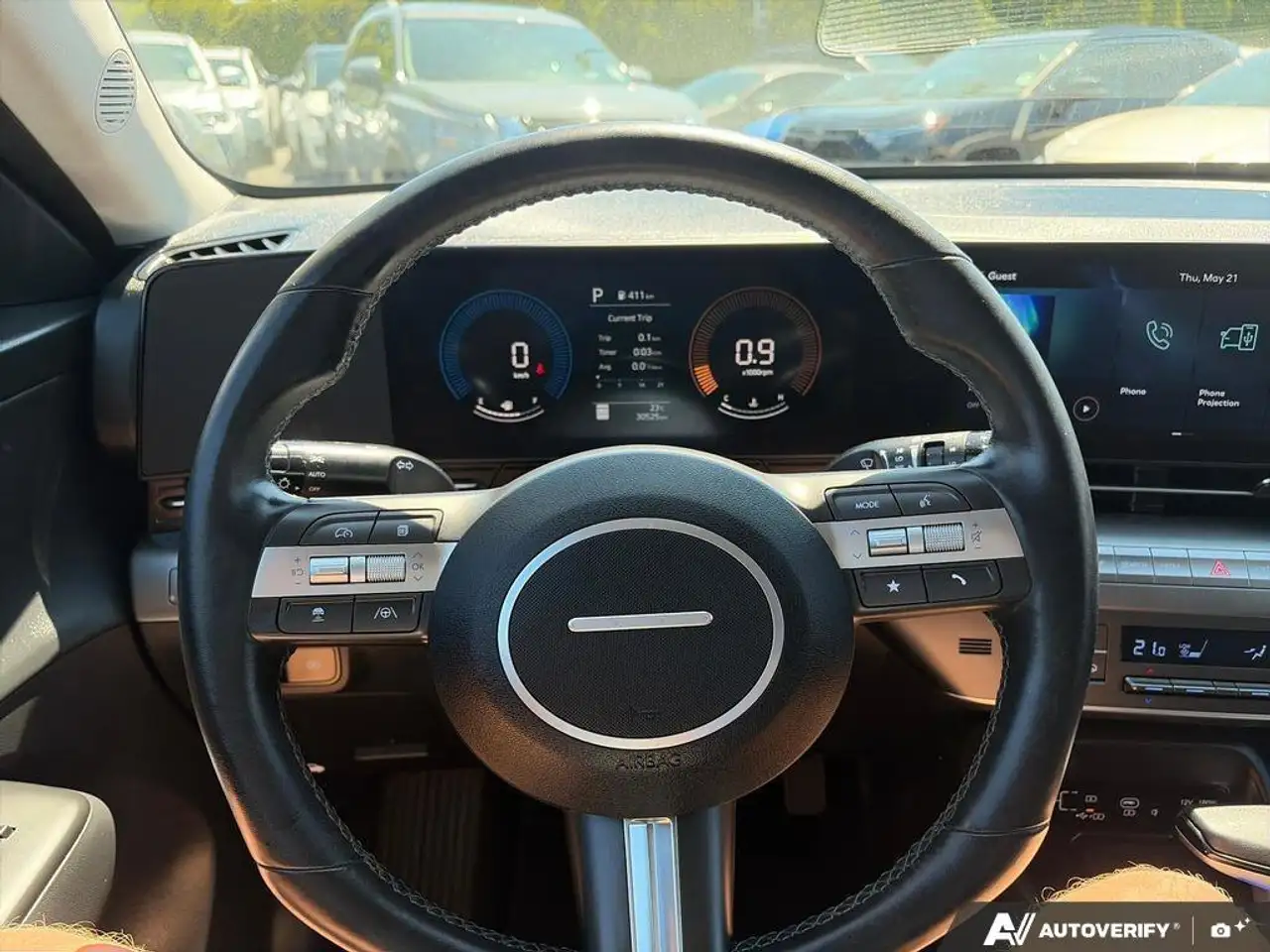 Hyundai KONA снимка Hyundai KONA