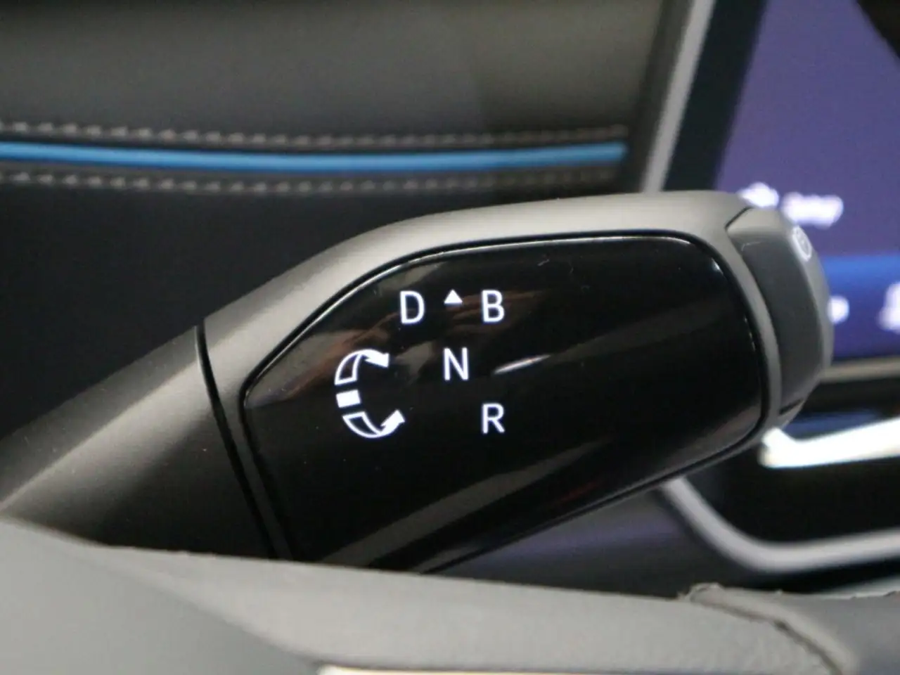 Volkswagen ID.7 Elektro Pro 77 kWh 13