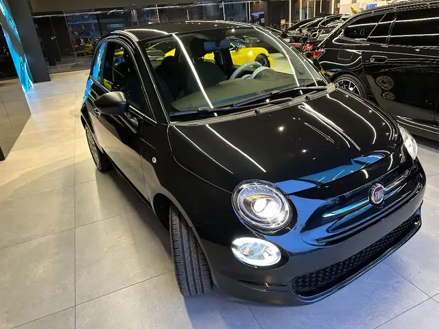 Fiat 500 view 3