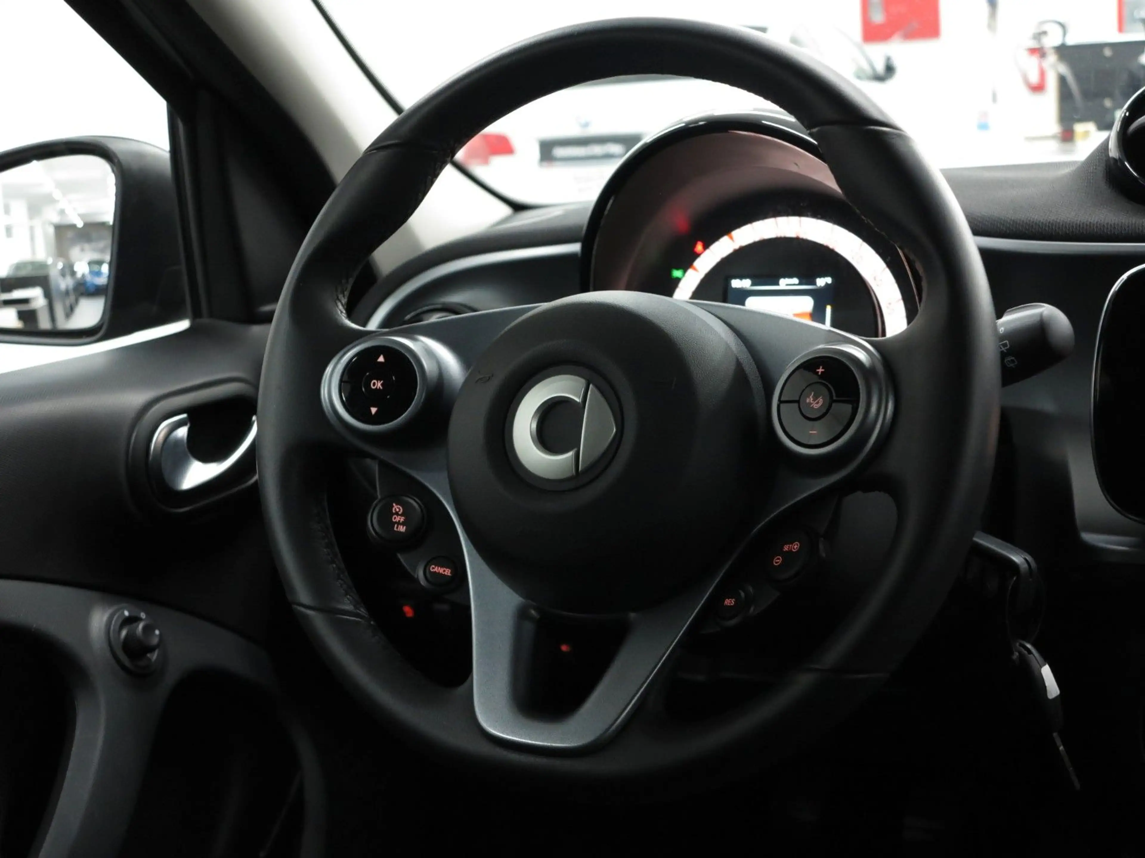 smart forFour Passion KLIMAAUT/SHZ/UNFALLFREI/TOP! — photo 10