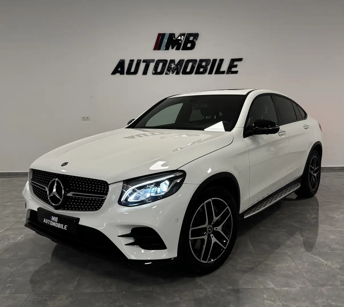 Mercedes-Benz GLC 250 Coupé 9G-Tronic 4Matic Amg*cuir*toit pano*garanti - 1