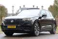 Volkswagen Touareg 3.0 TSi 4MOTION R | NL-AUTO! | BOMVOL! | TREKHAAK Blauw - thumbnail 1