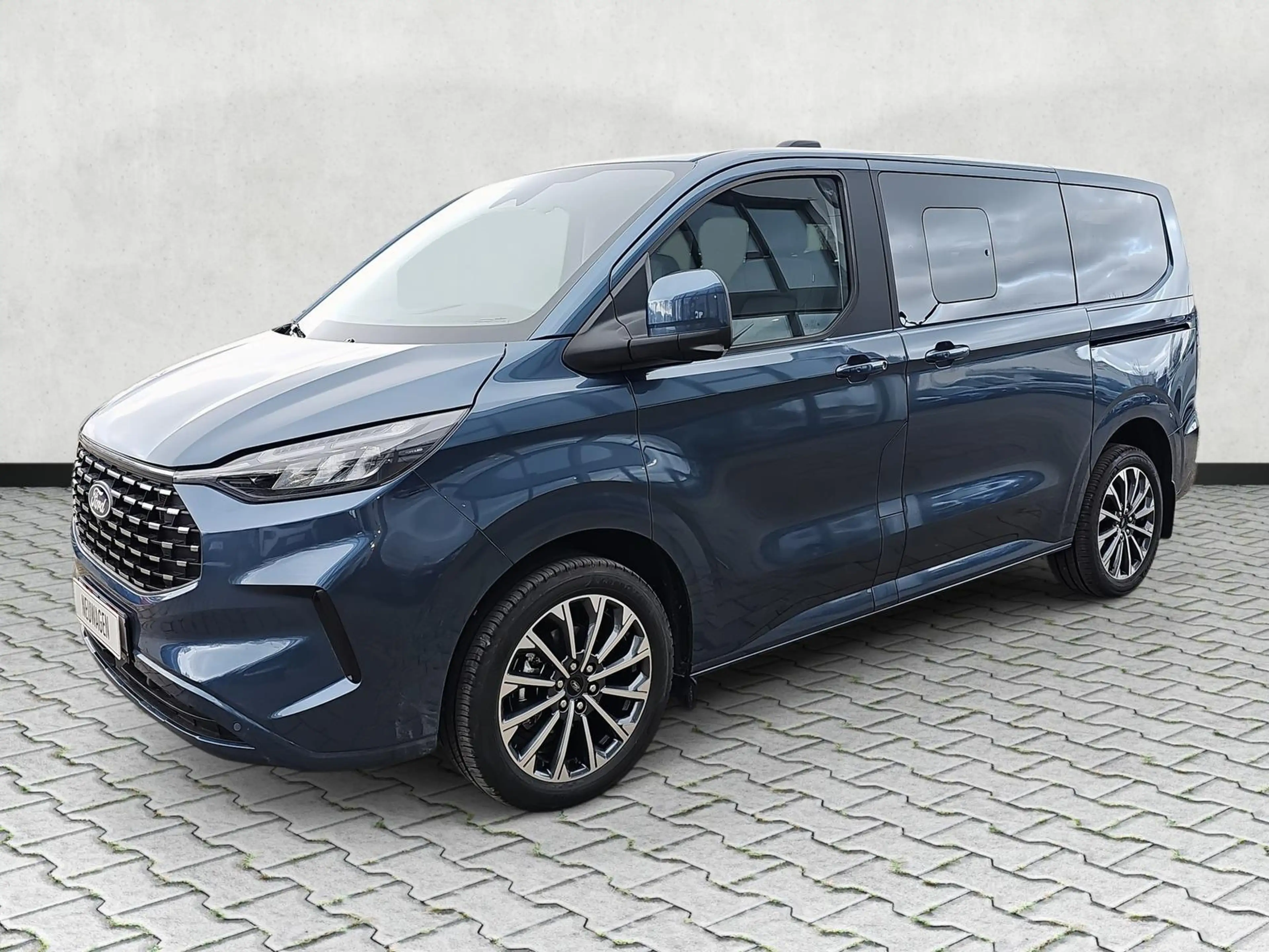 Ford Tourneo Custom 2.0 EB Titanium X B&O / Standheiz 110 kW (150 P... — photo 3