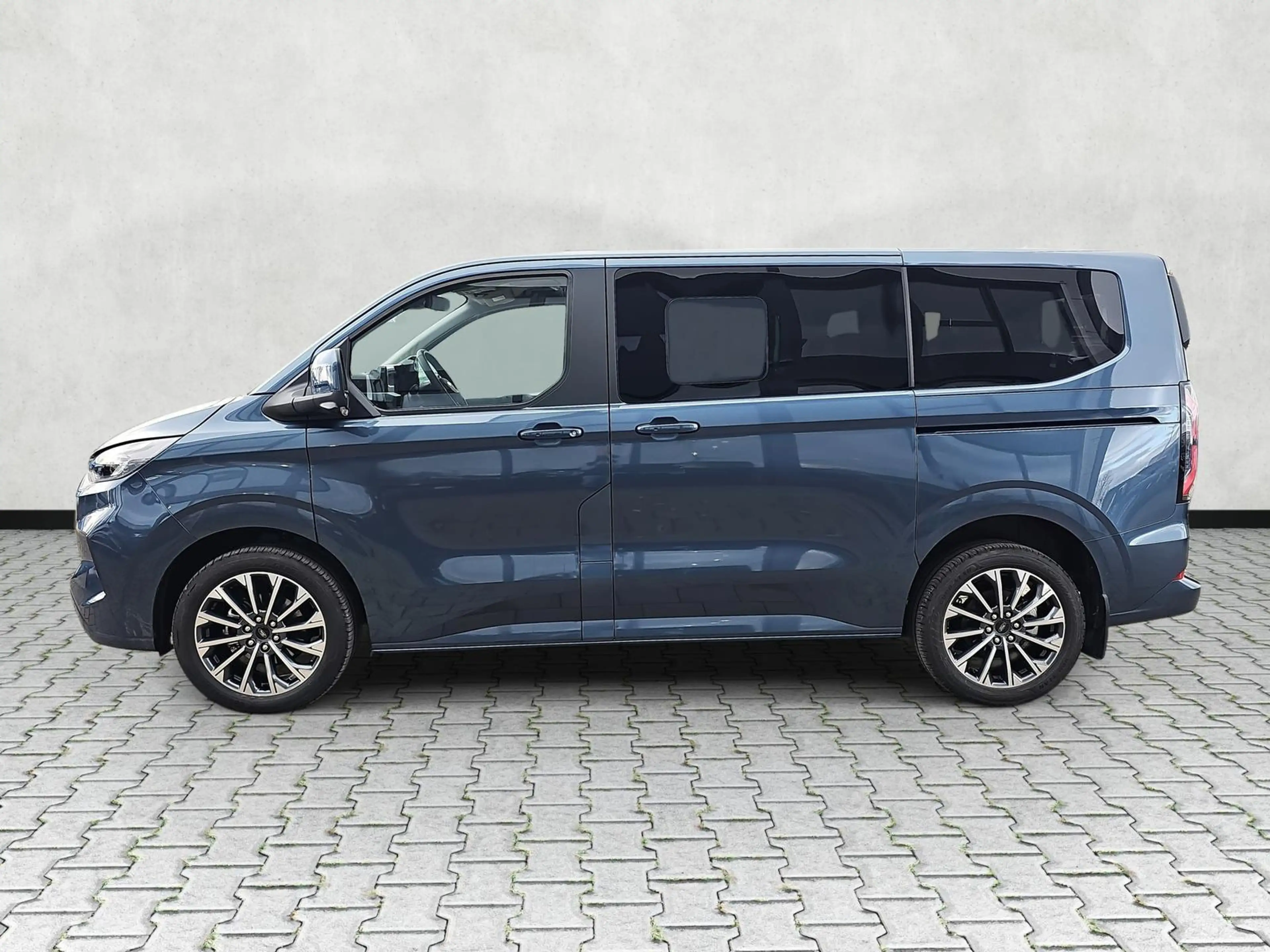 Ford Tourneo Custom 2.0 EB Titanium X B&O / Standheiz 110 kW (150 P... — photo 4