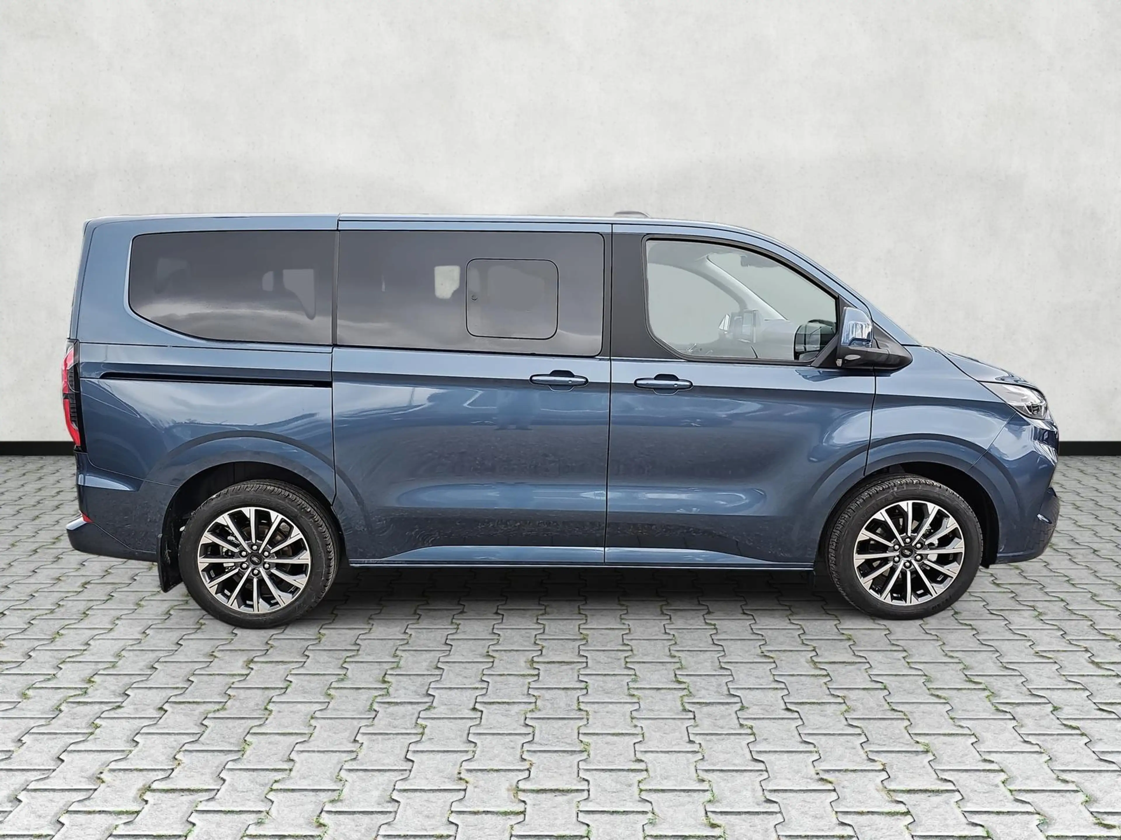 Ford Tourneo Custom 2.0 EB Titanium X B&O / Standheiz 110 kW (150 P... — photo 8