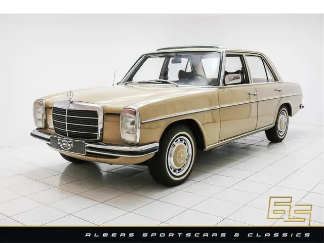 Mercedes-Benz 200 W115 Strich Acht Never restored - All original - P