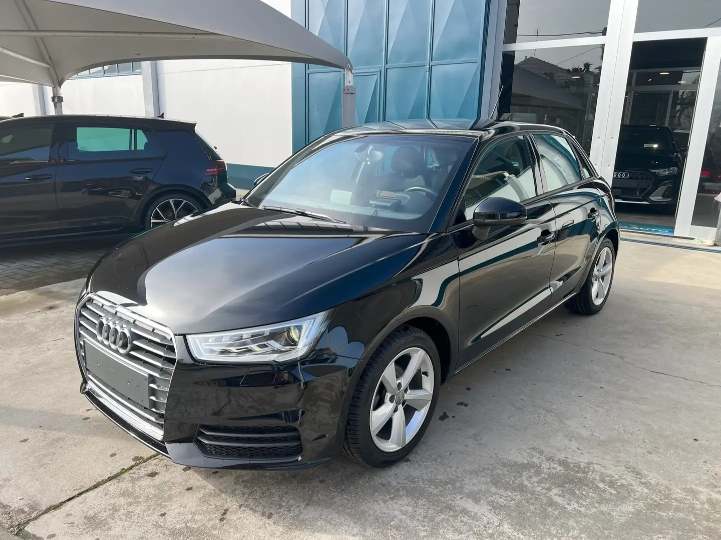 Audi A1 SPORTBACK 1.0 TFSI 82 CV SPORT PARI AL NUOVO Nero - 1