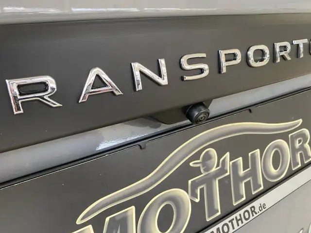 Volkswagen Transporter view 21