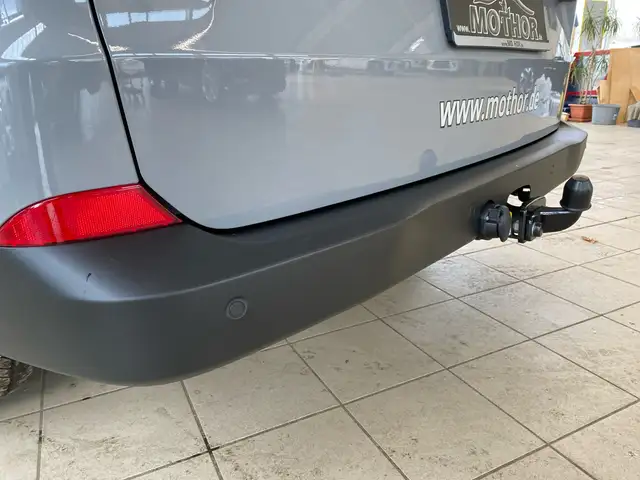 Volkswagen Transporter view 20