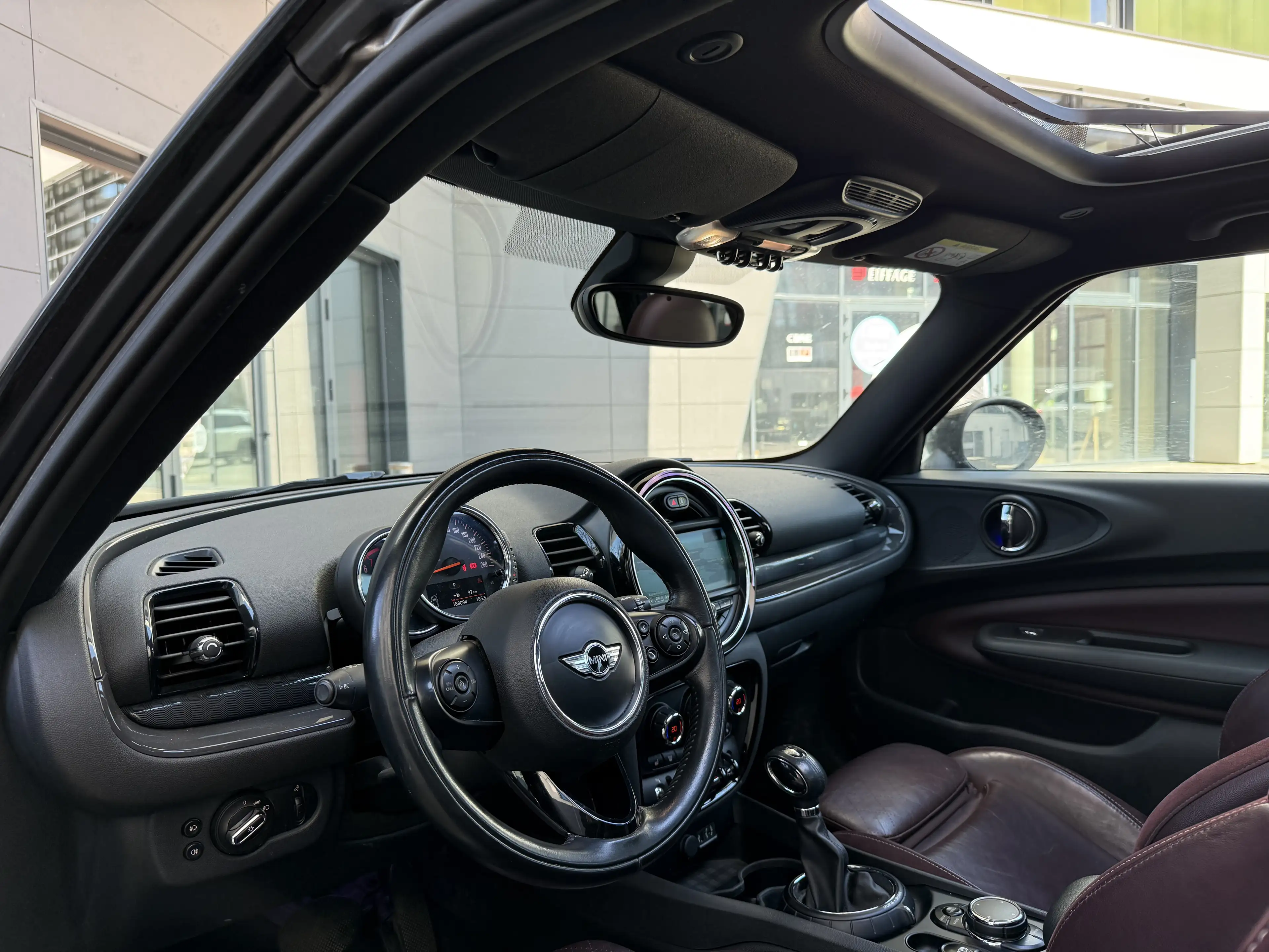 MINI Cooper Clubman 1.5i 136CH AUTOMATIQUE / LED / PANO / NAVI PRO — photo 7