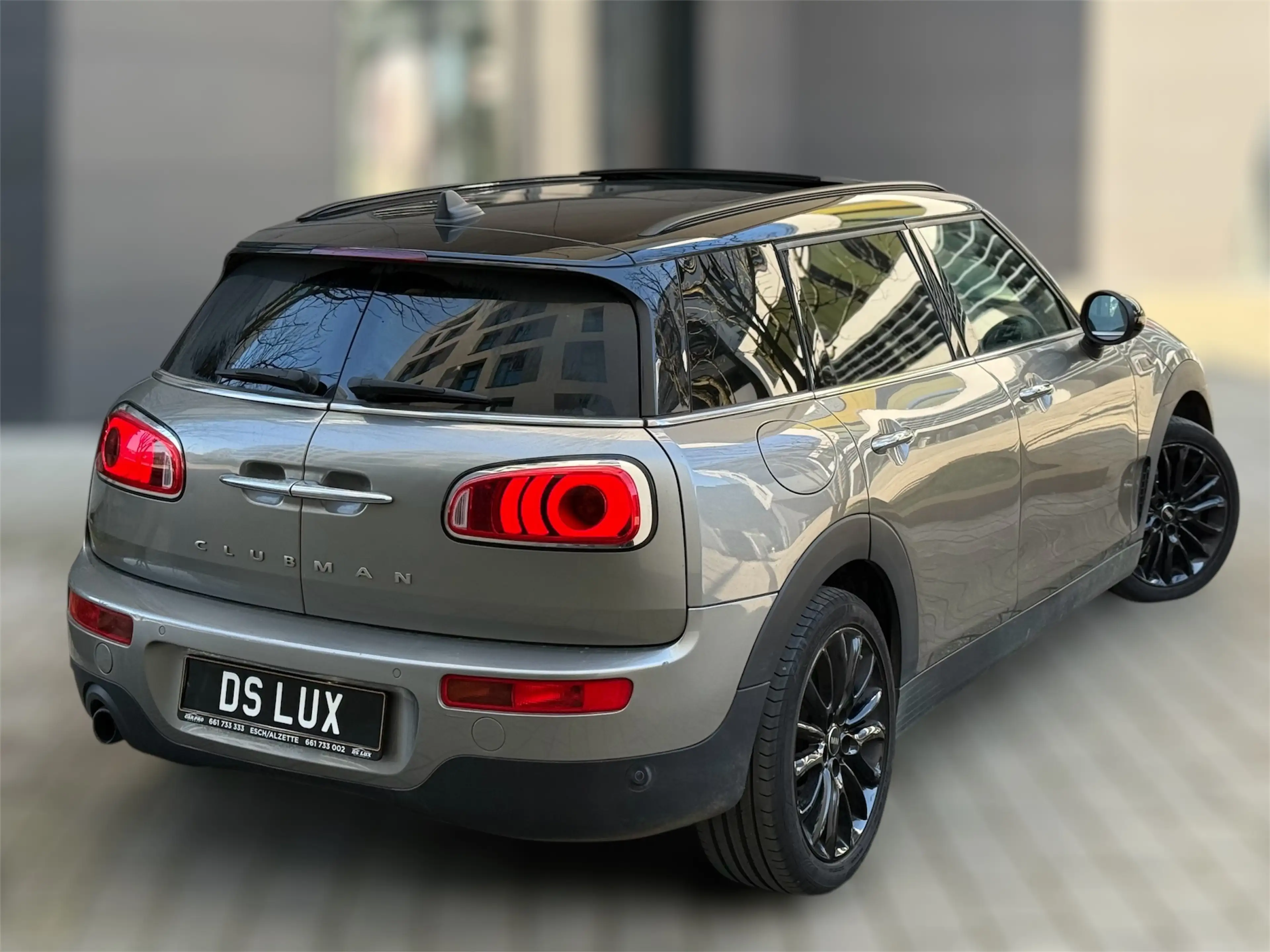MINI Cooper Clubman 1.5i 136CH AUTOMATIQUE / LED / PANO / NAVI PRO — photo 6