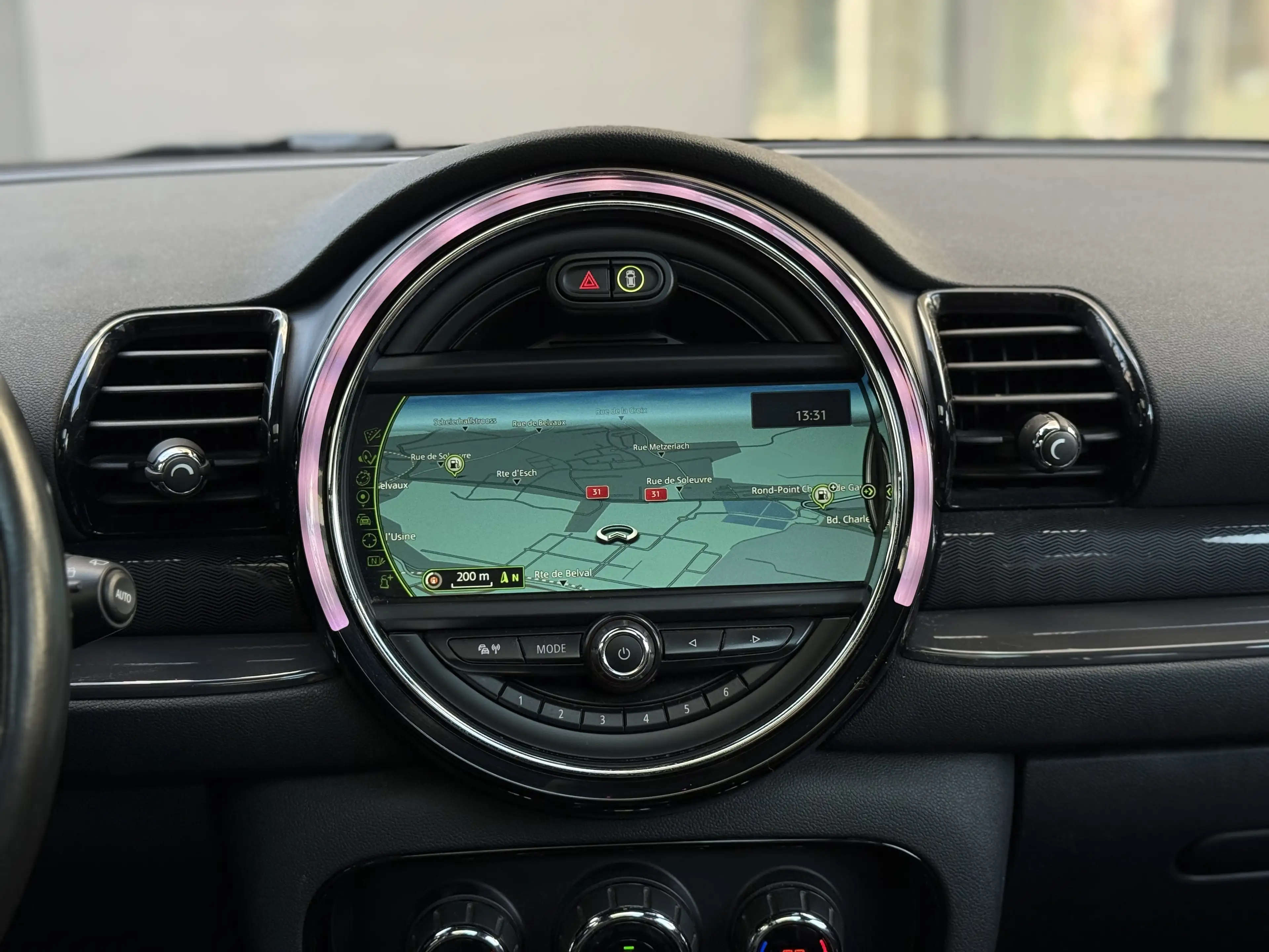 MINI Cooper Clubman 1.5i 136CH AUTOMATIQUE / LED / PANO / NAVI PRO — photo 10
