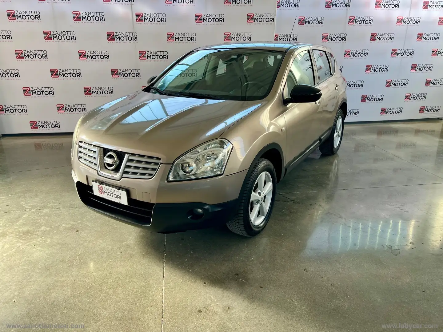 Nissan Qashqai 1.5 dCi Tekna OCCASIONE NEOPATENTATI Giallo - 1